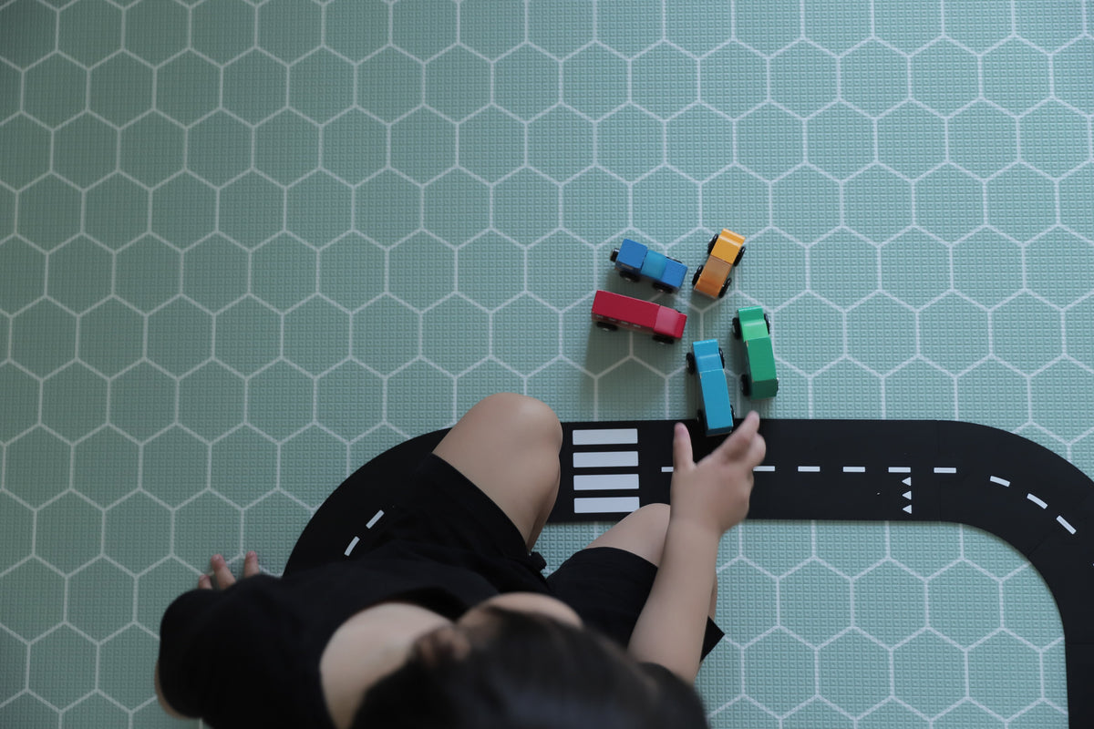 Do we really need a playmat? thebudak.co